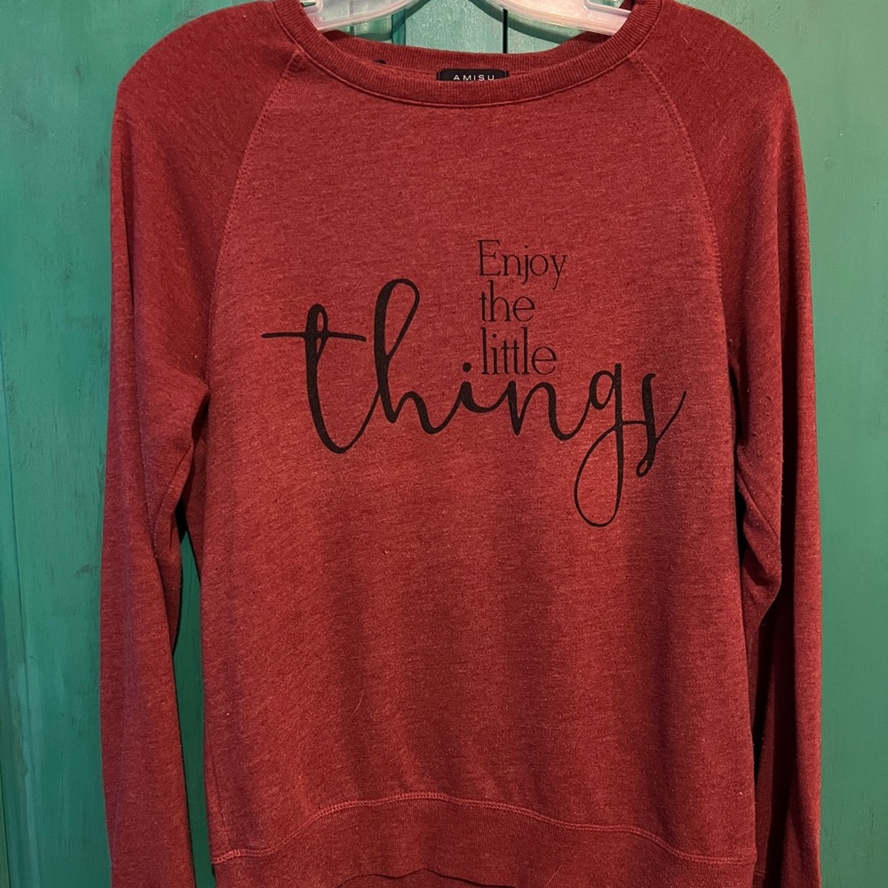 Graphic Sweater “Enjoy the little things”